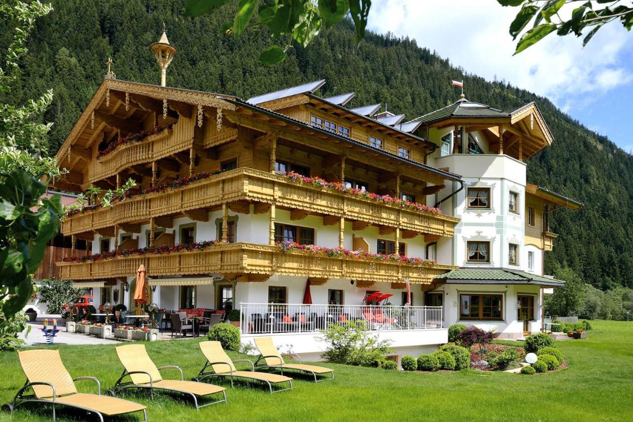 Hotel Ferienhof Oblasser Mayrhofen Exterior foto